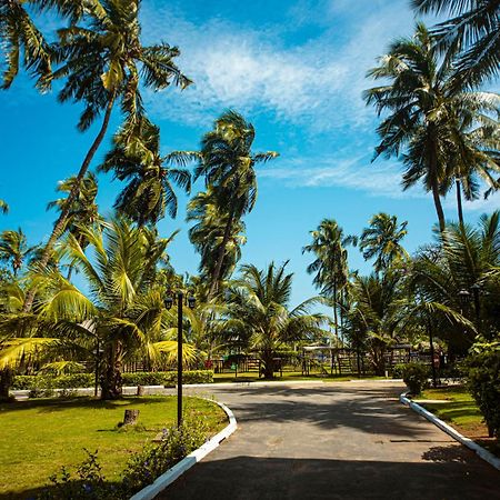Hotel Sarakawa لومي المظهر الخارجي الصورة