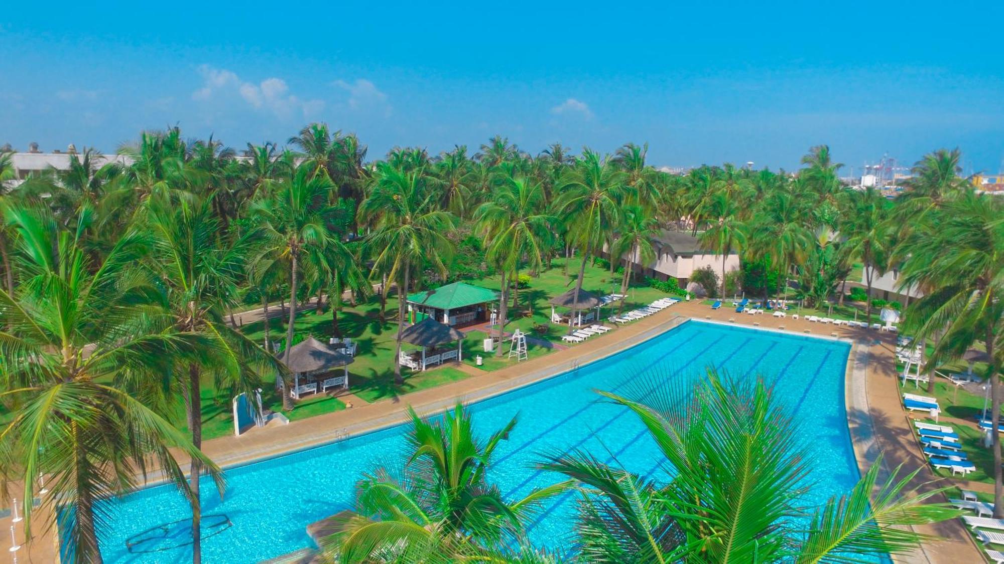 Hotel Sarakawa لومي المظهر الخارجي الصورة