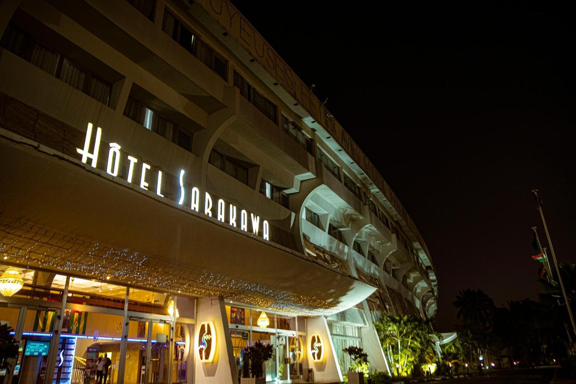 Hotel Sarakawa لومي المظهر الخارجي الصورة