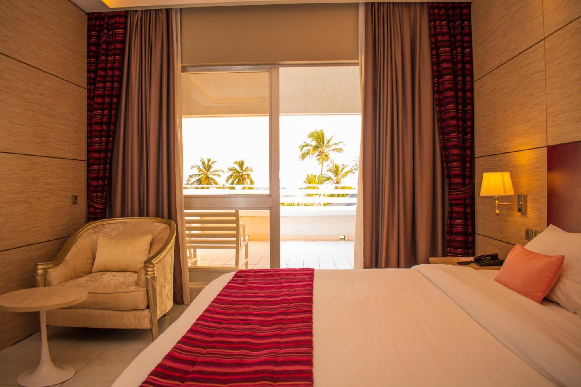 Hotel Sarakawa لومي المظهر الخارجي الصورة