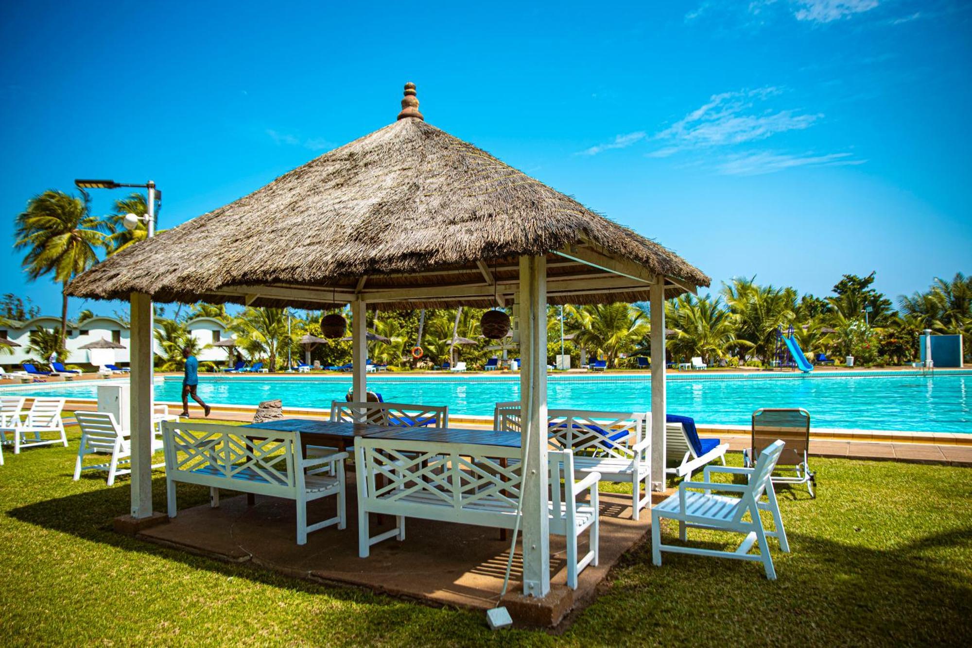 Hotel Sarakawa لومي المظهر الخارجي الصورة