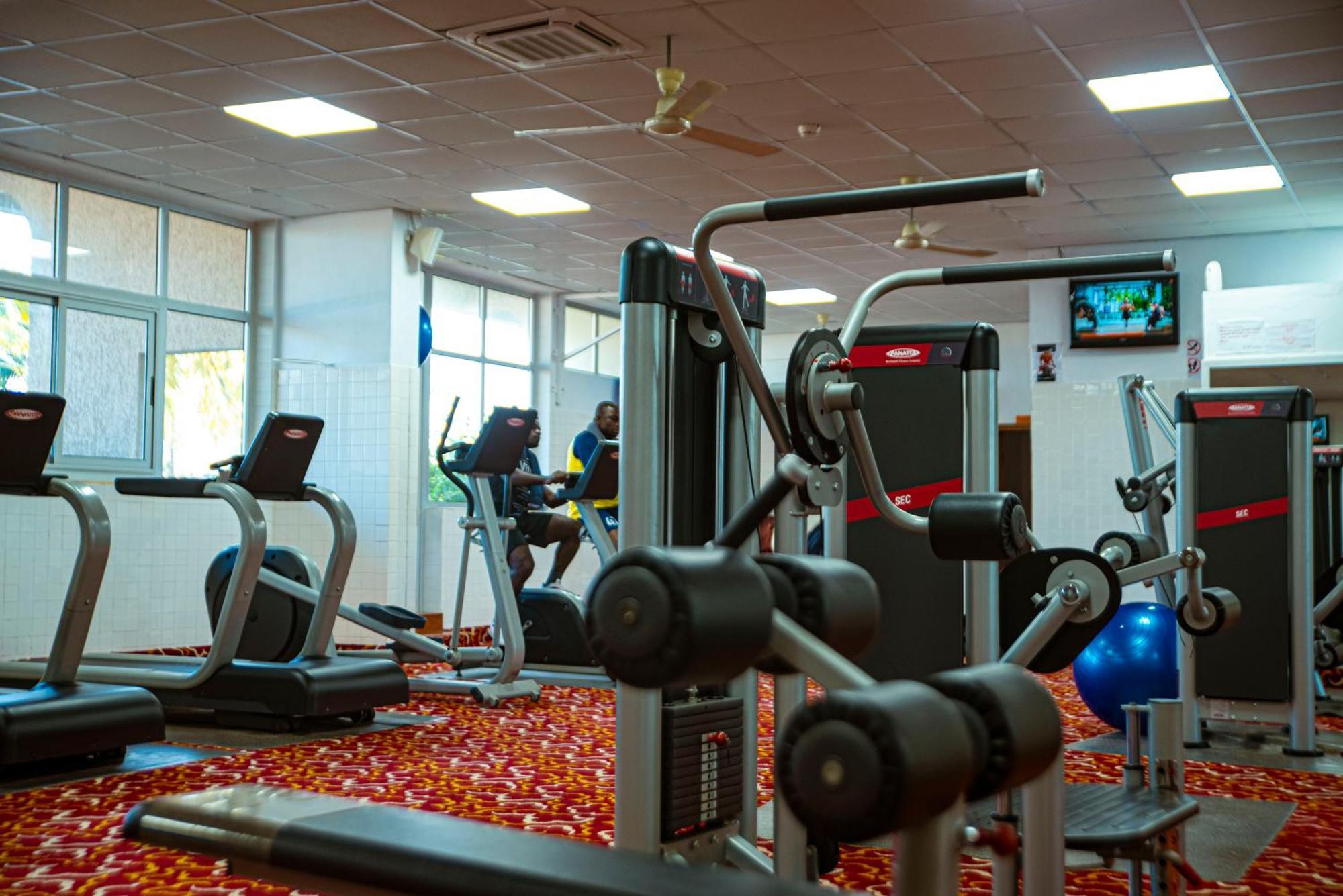 Hotel Sarakawa لومي المظهر الخارجي الصورة