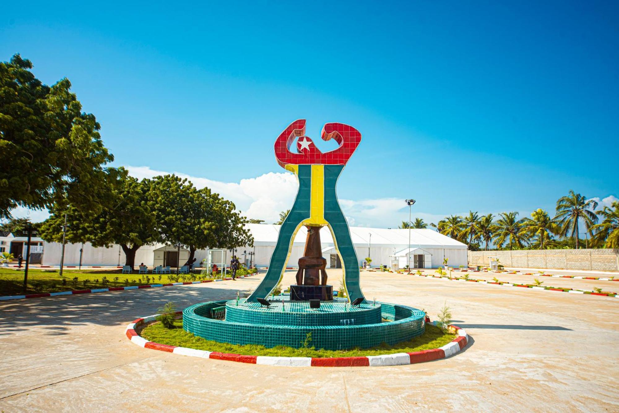 Hotel Sarakawa لومي المظهر الخارجي الصورة